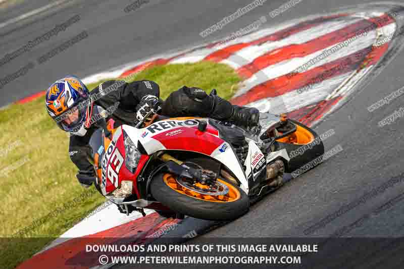 brands hatch photographs;brands no limits trackday;cadwell trackday photographs;enduro digital images;event digital images;eventdigitalimages;no limits trackdays;peter wileman photography;racing digital images;trackday digital images;trackday photos